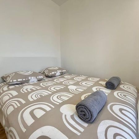 T2 Renove A 15 Min De Lyon Apartment Pierre-Benite Ngoại thất bức ảnh