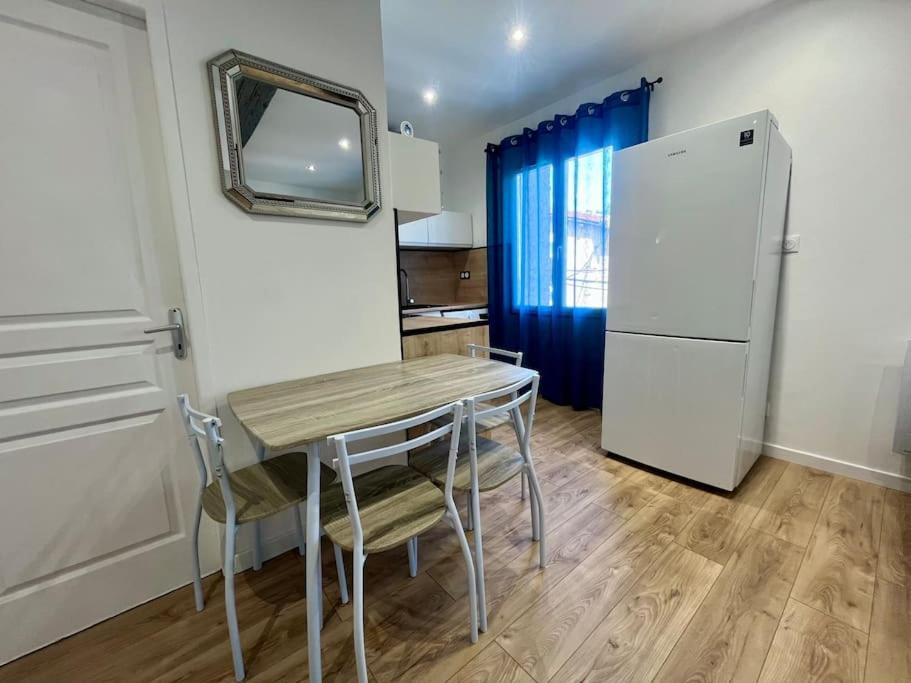 T2 Renove A 15 Min De Lyon Apartment Pierre-Benite Ngoại thất bức ảnh
