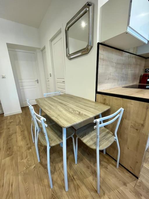T2 Renove A 15 Min De Lyon Apartment Pierre-Benite Ngoại thất bức ảnh
